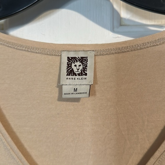 Anne Klein Tan Top Size Medium - Picture 3 of 3